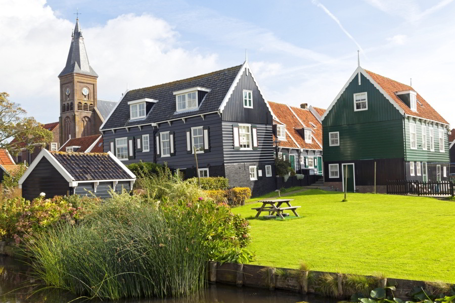 Marken