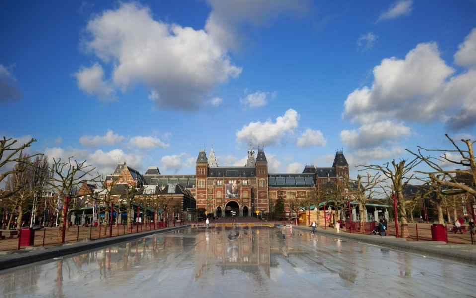 Pase de uno o dos días de Canal bus y entrada preferente al Rijksmuseum